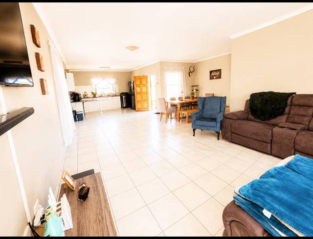3 BEDROOM PROPERTY TO RENT IN STRUBENVALE